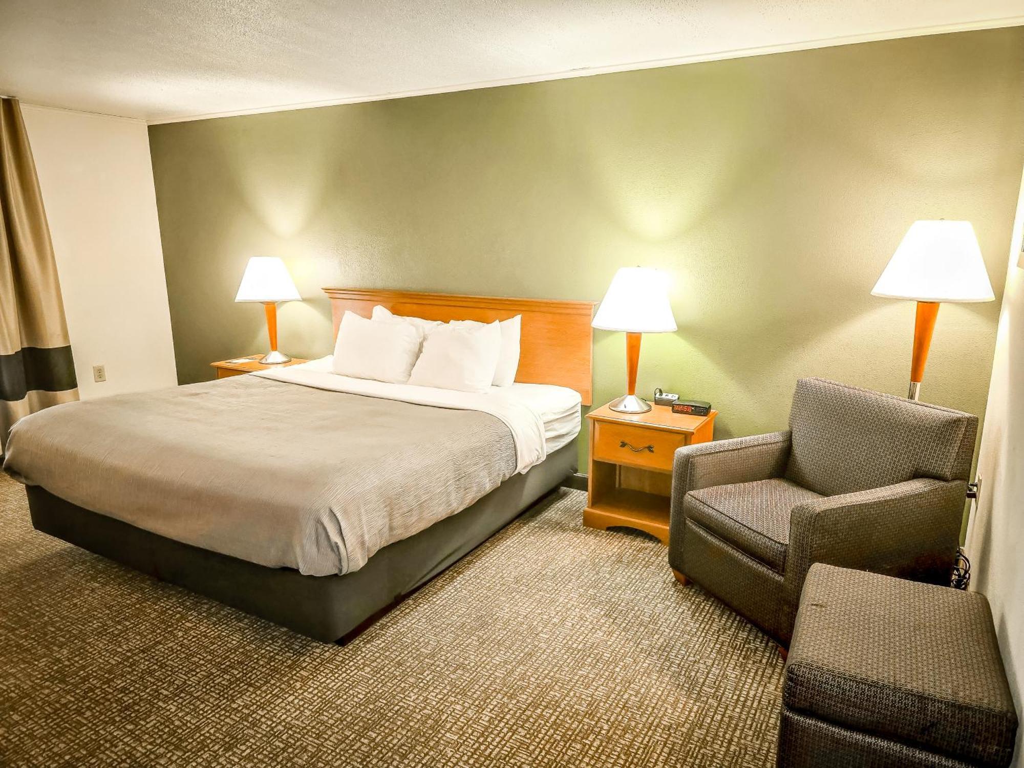 Quality Inn Селінсгров Екстер'єр фото