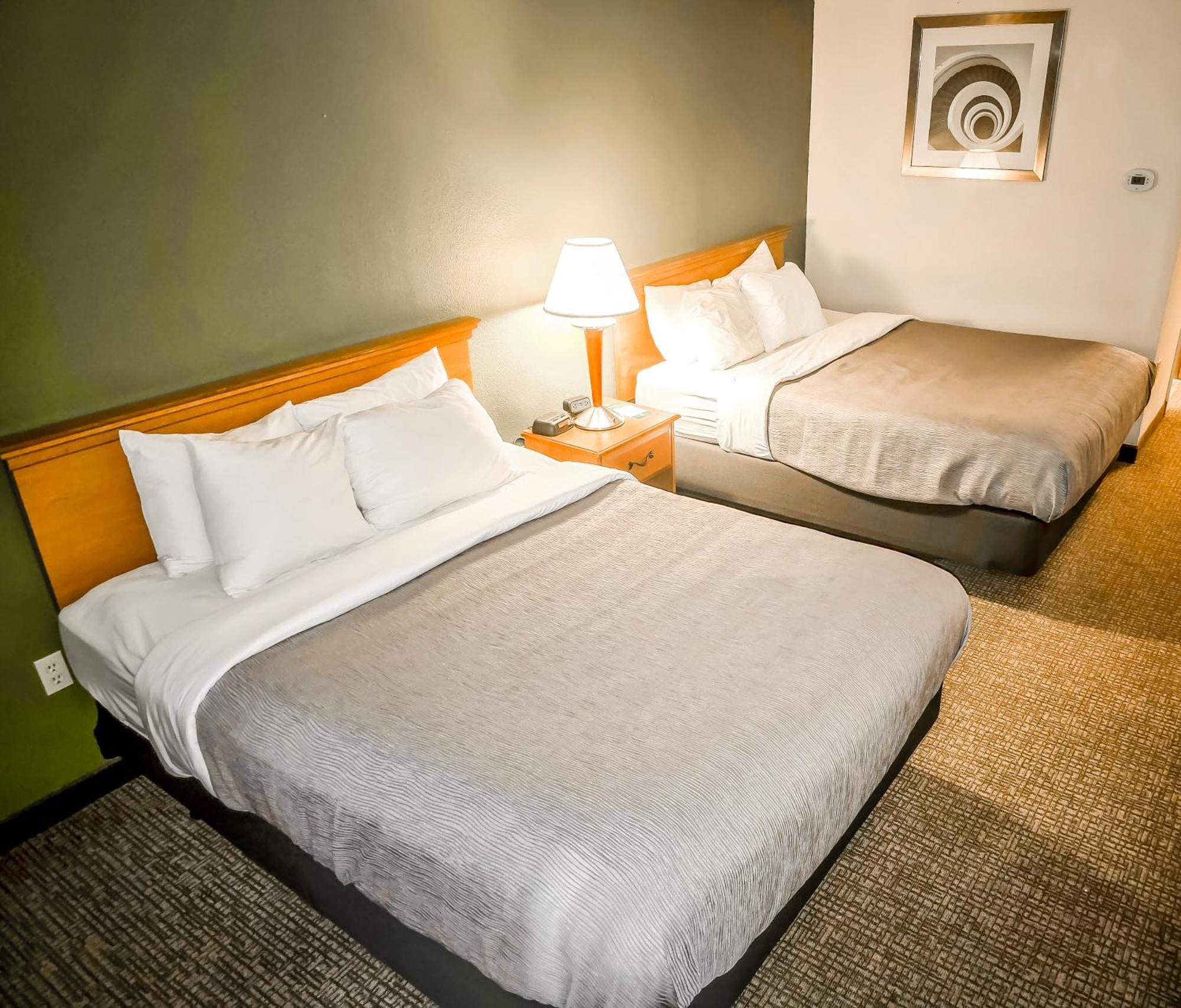 Quality Inn Селінсгров Екстер'єр фото
